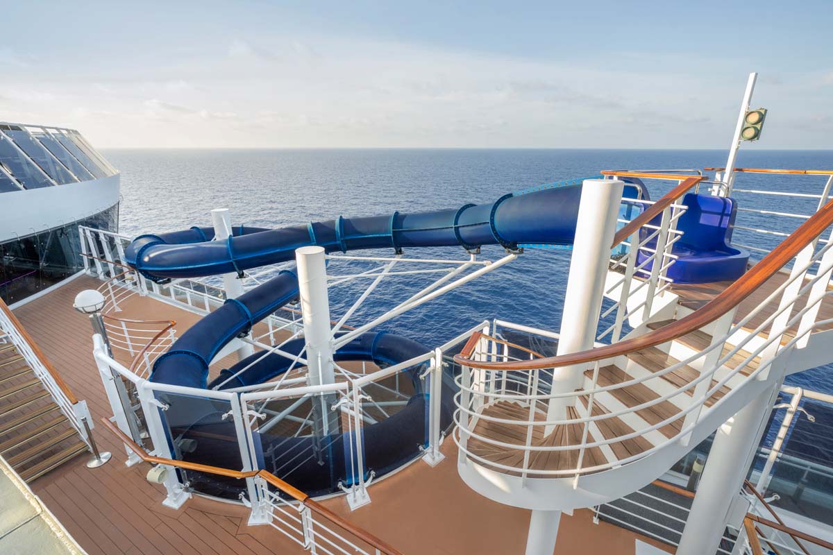 MSC Divina, Teen's Toboga